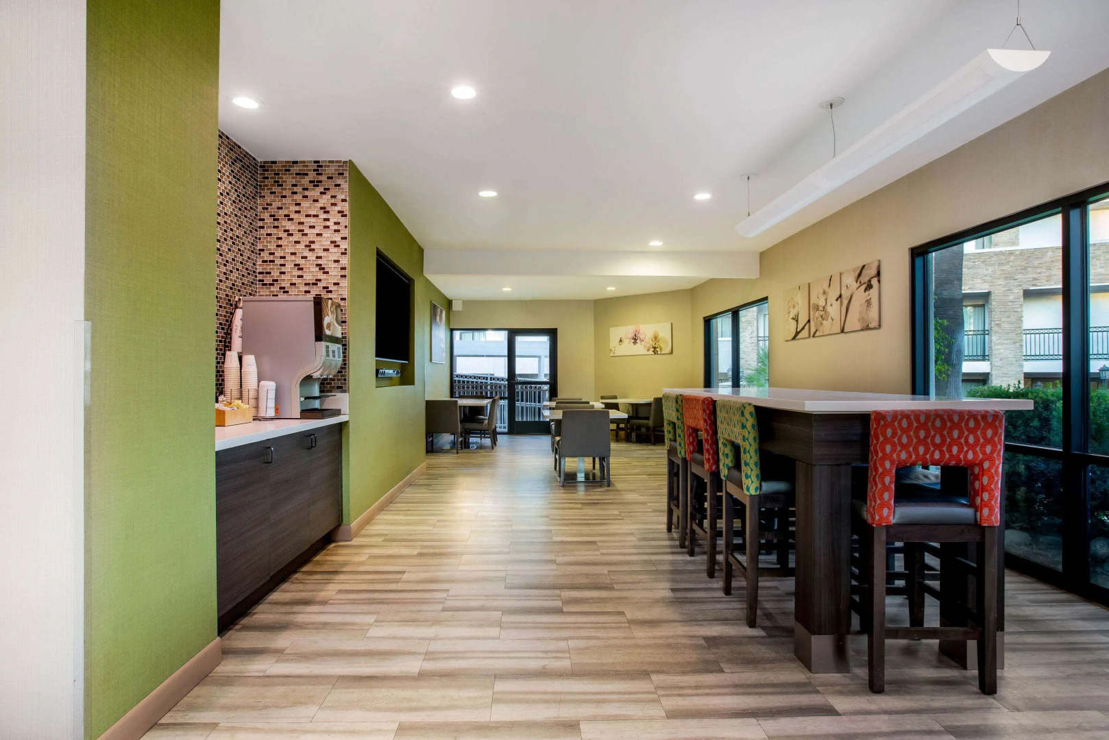 La Quinta Inn & Suites by Wyndham Pomona