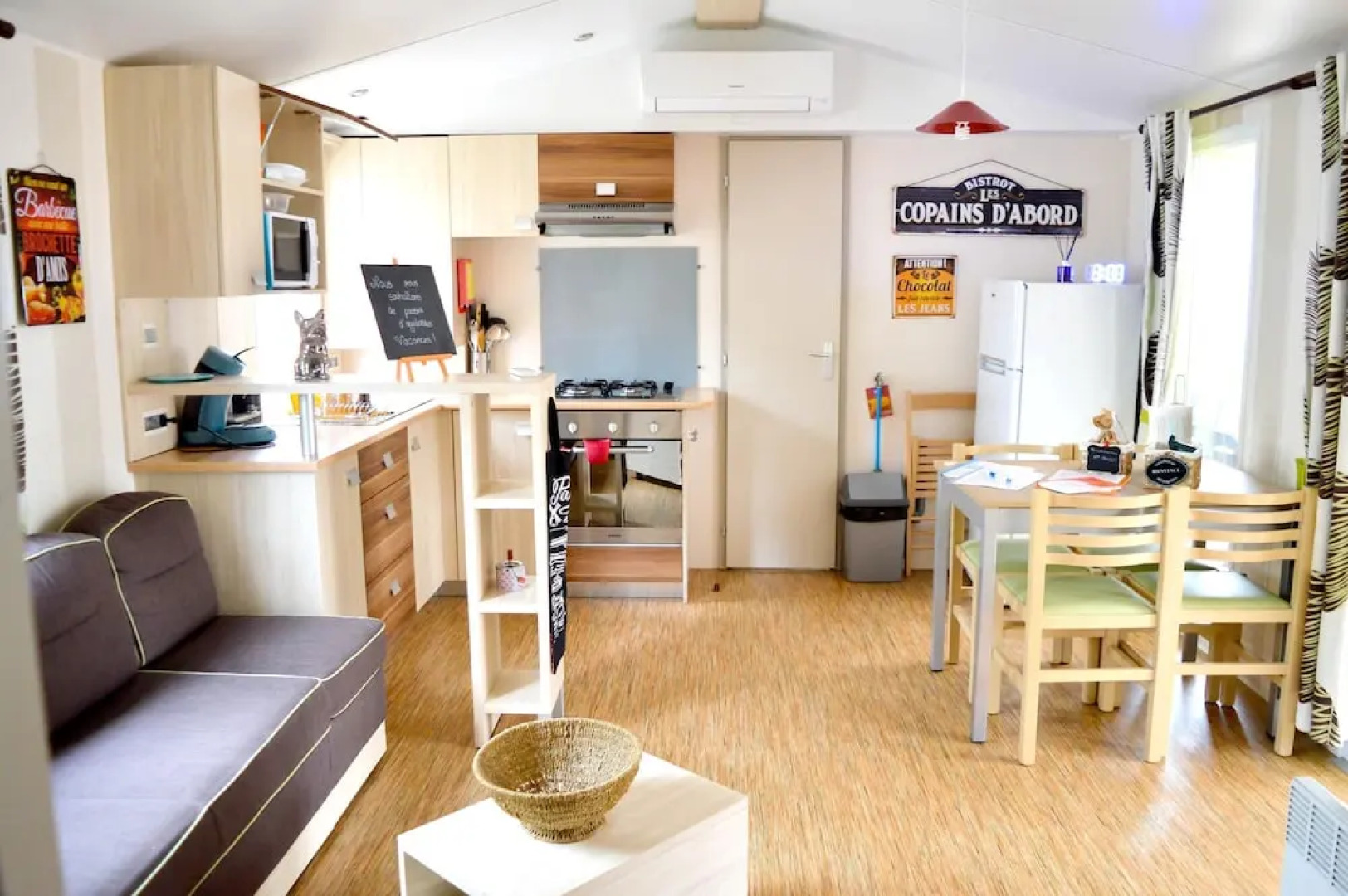 Bungalow With 3 Bedrooms in Saint-julien-en-born, With Shared Pool, Furnished Terrace and Wifi - 14 km From the Beach