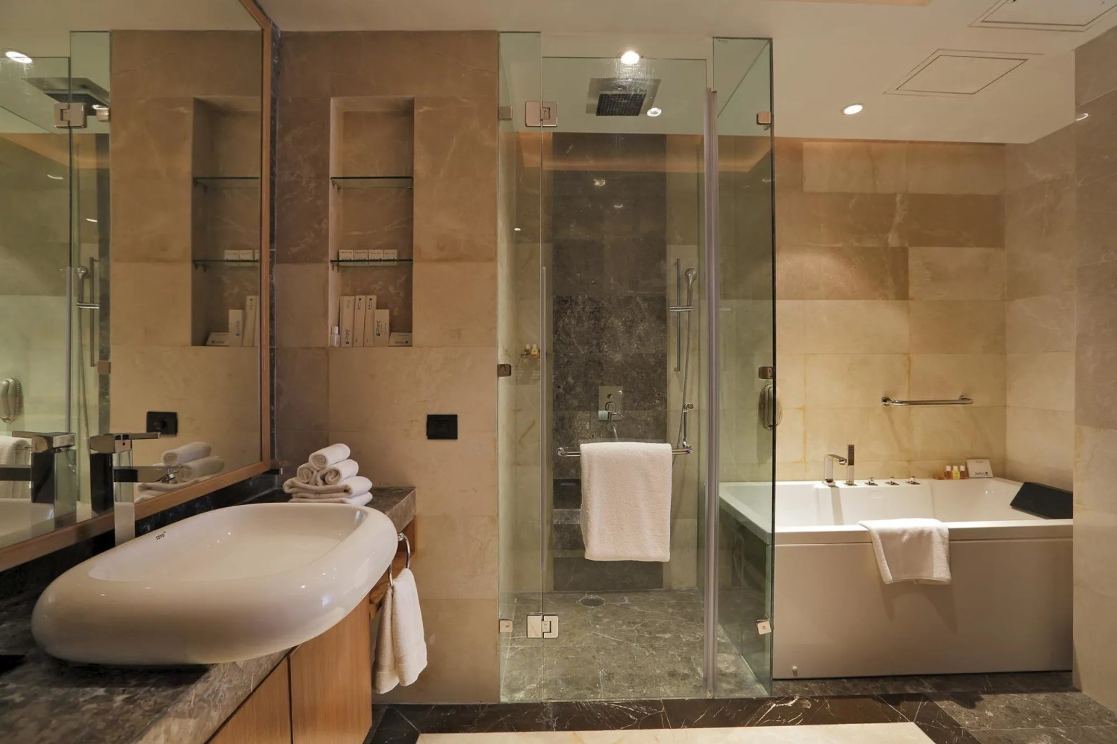 Yashail Hotel Haridwar