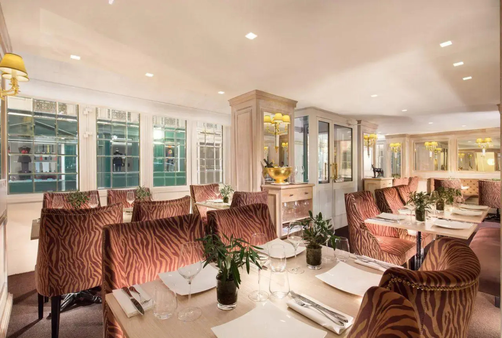 Hôtel Splendide Royal Paris - Relais & Châteaux