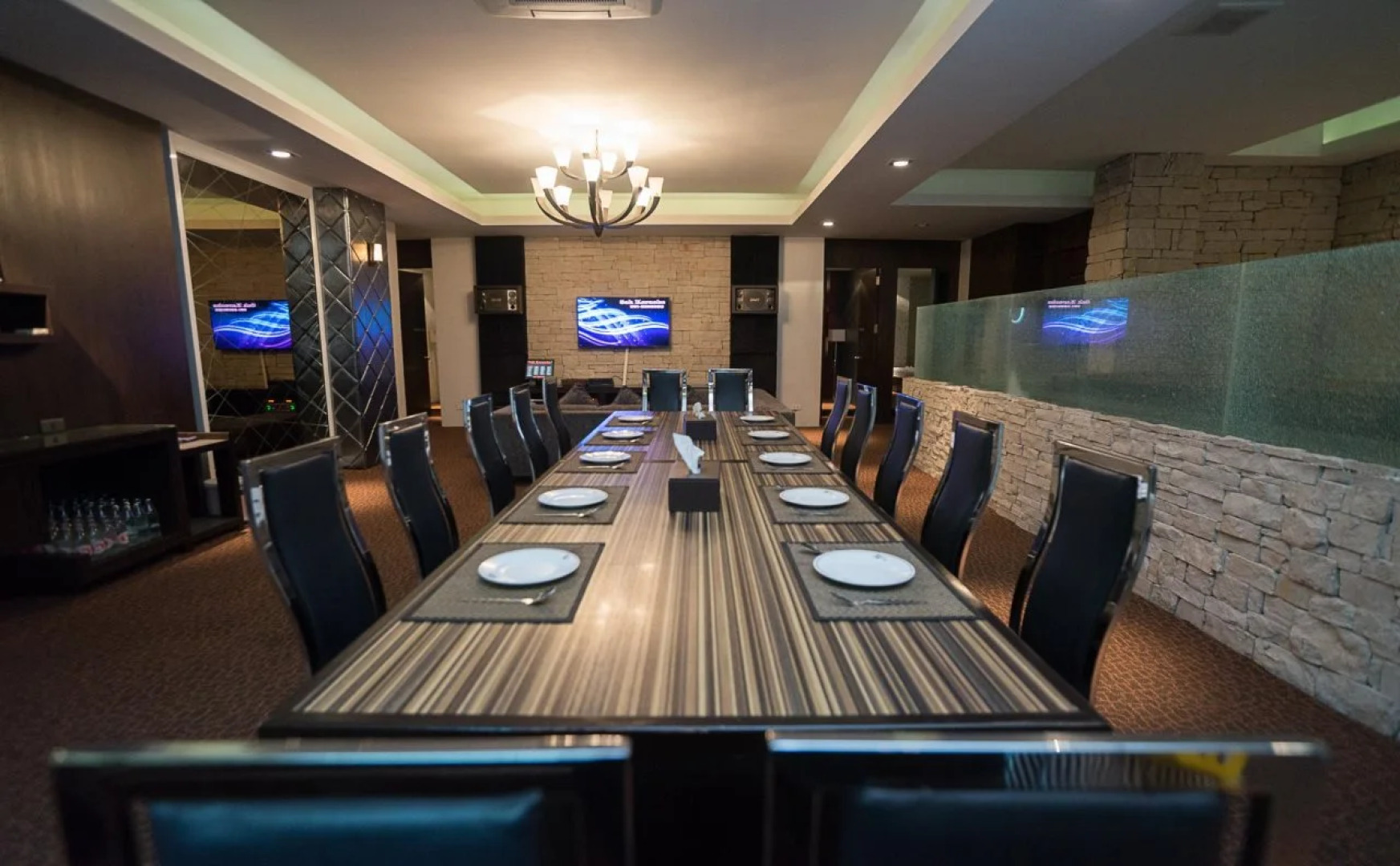 Kiss Gardenhome Chic Hotel