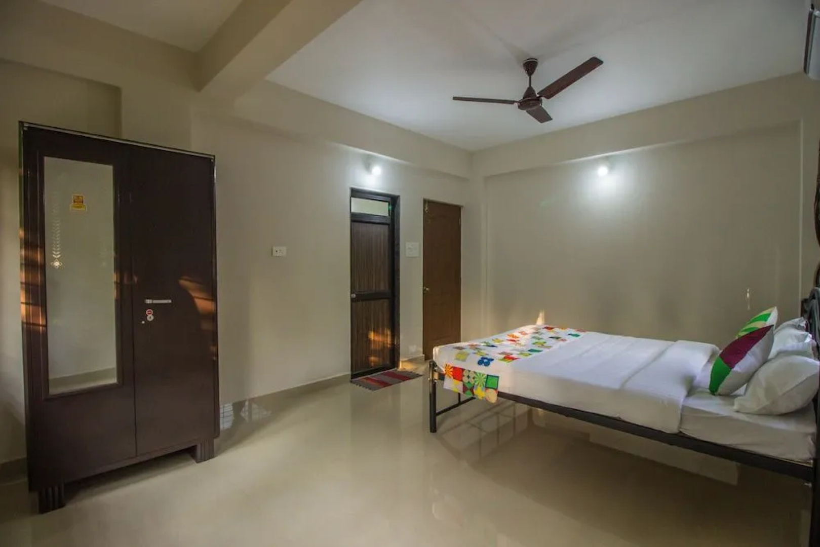 OYO 11349 Home Sunlit 2BHK Near Siolim Bridge