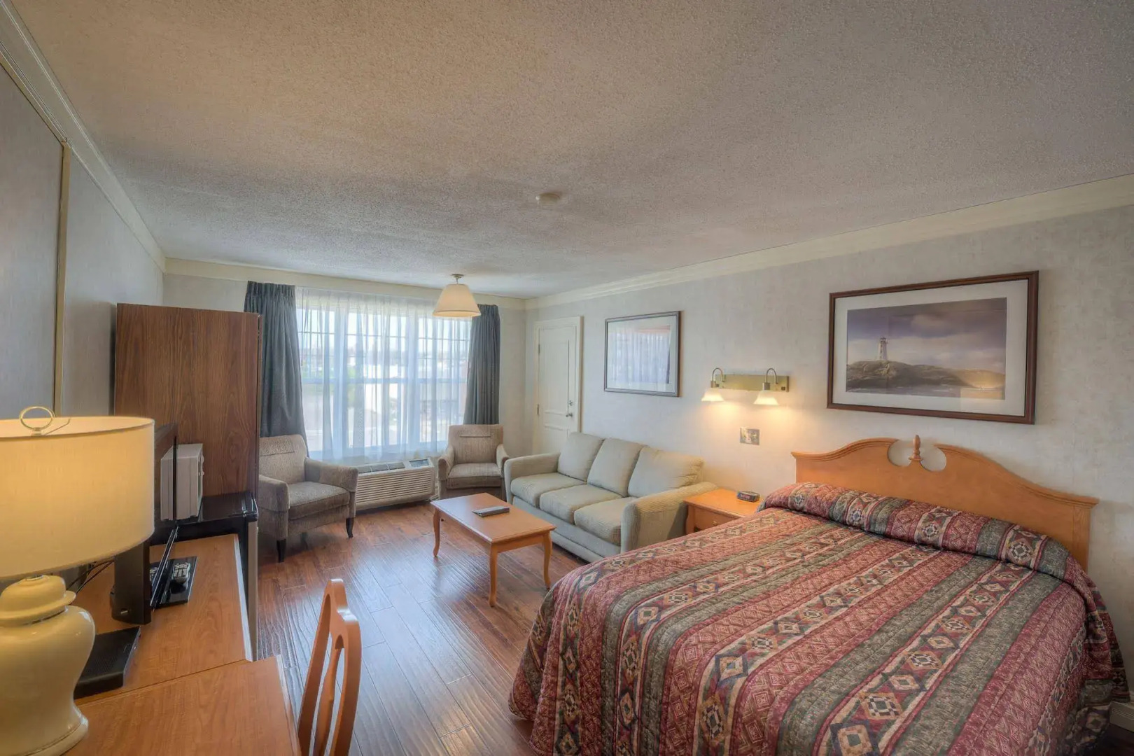 Claymore inn & Suites