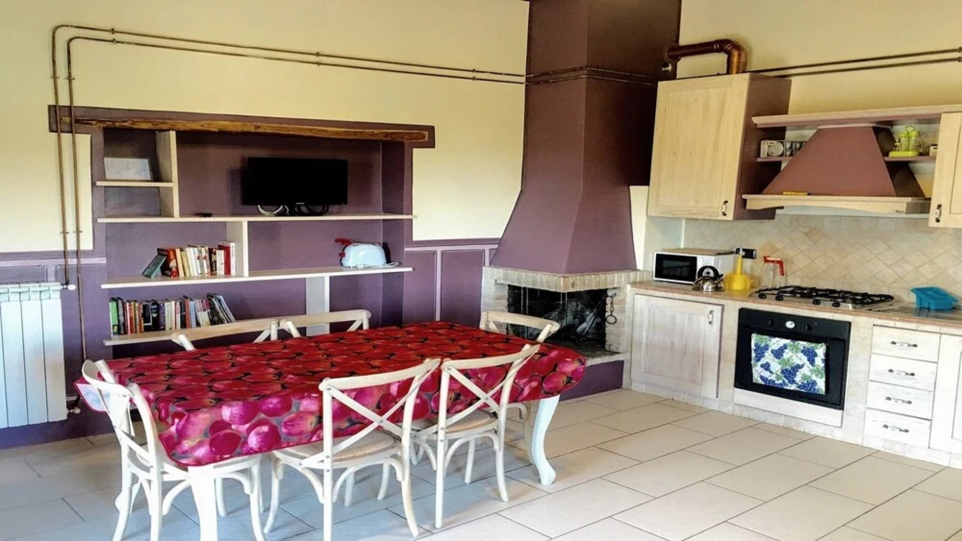 Spoleto By The Pool Whole Villa - Sleeps 24