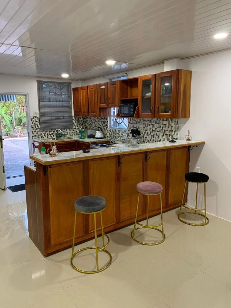 1 Bed Apartment - Sleeps 2 - Parking - Wifi
