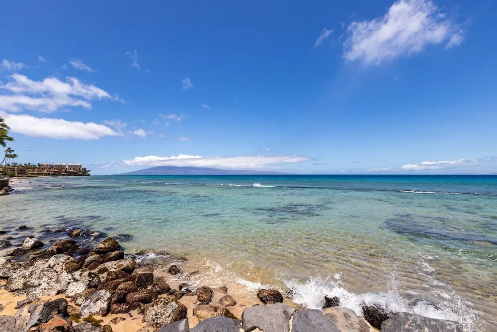 Kaleialoha #207 1 Bedroom 1 Bathroom Condo by Redawning