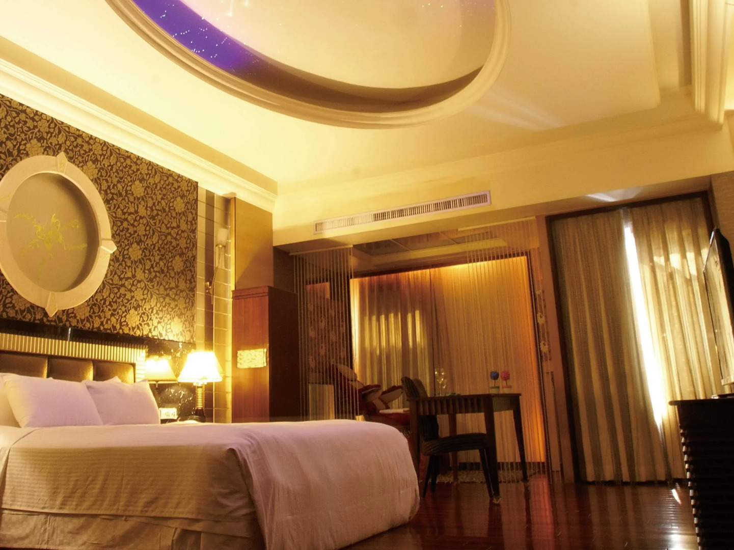 King & Princess Motel - Jian Kang