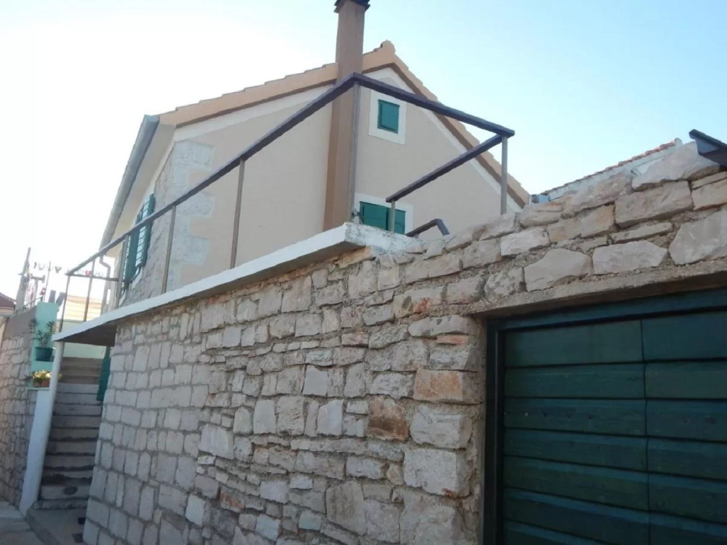 Apartment Kova - 10 m from sea: A1 Murter, Island Murter