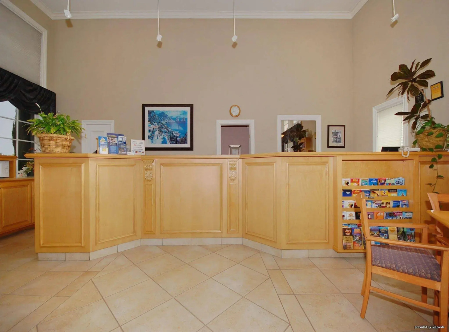 Studio 6 Corona, CA - West