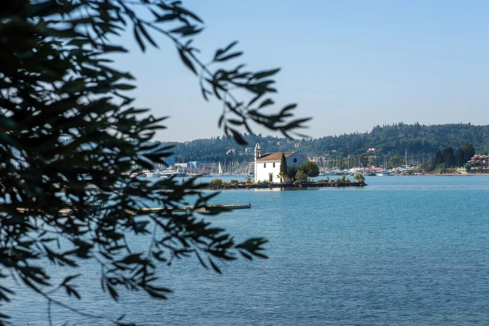 White Swan Villa by White Dream Villas