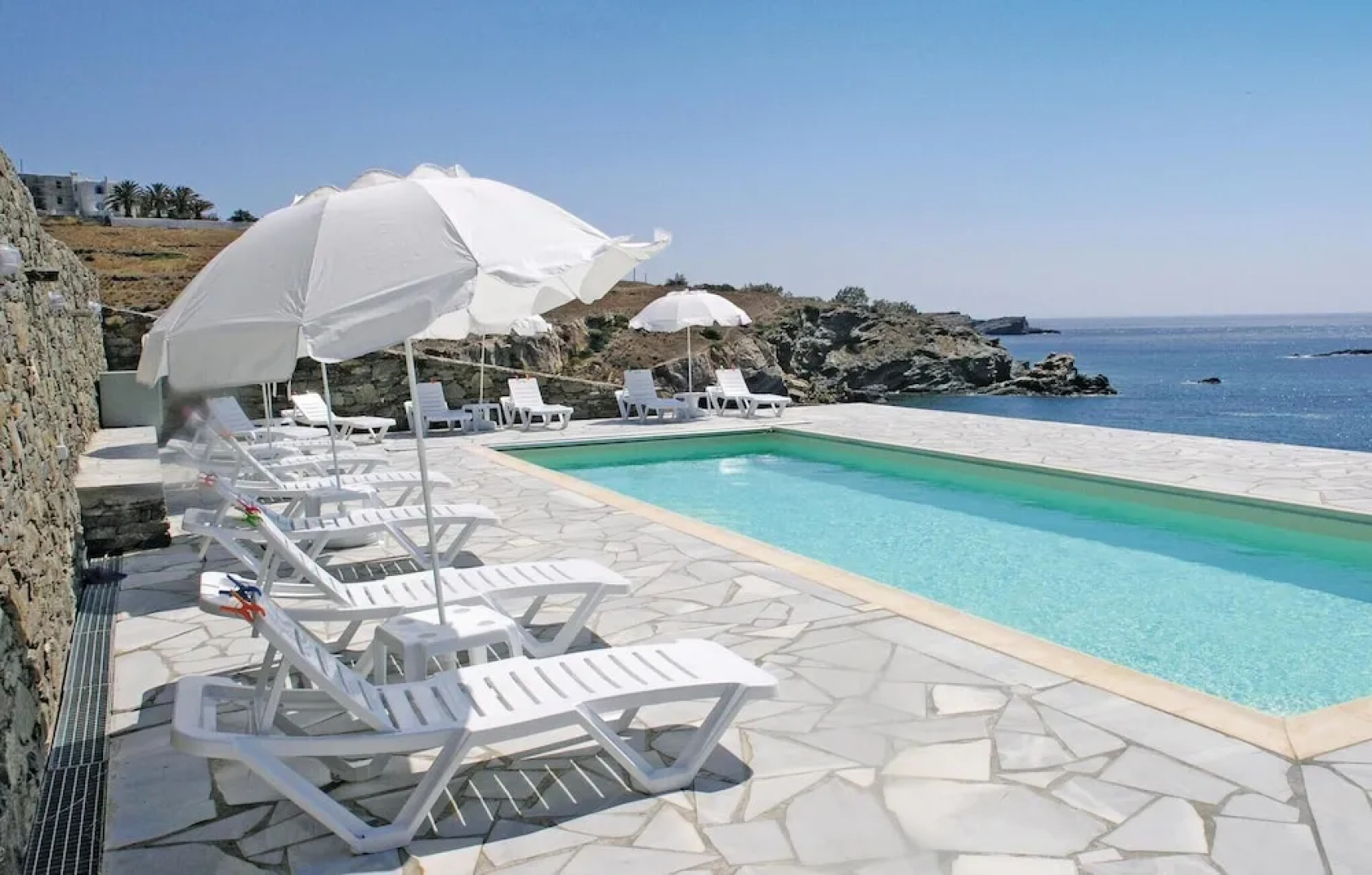 Amazing Home in Ampela, Syros With 6 Bedrooms and Outdoor Swimming Pool