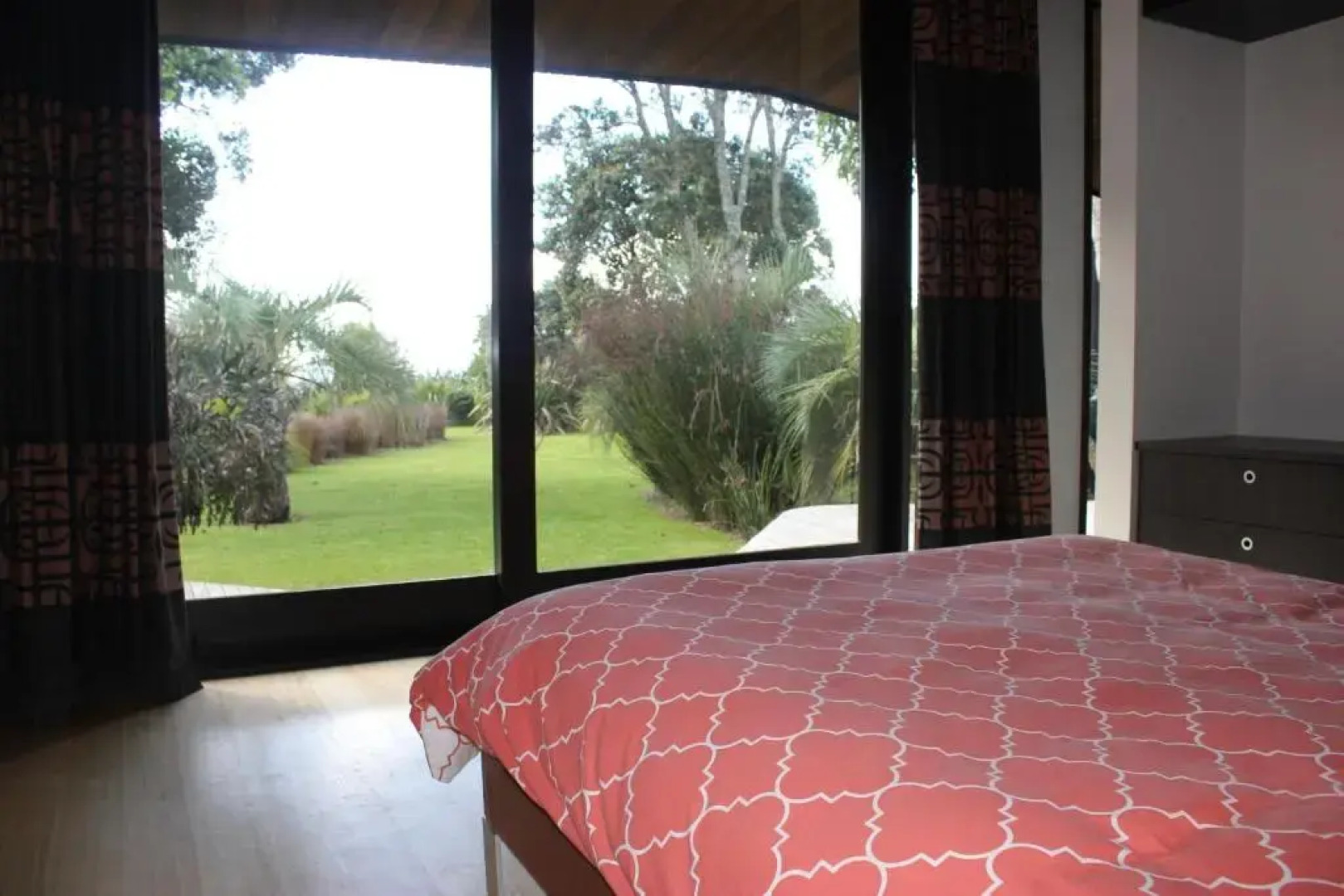 Hot Water Beach Bure Wera