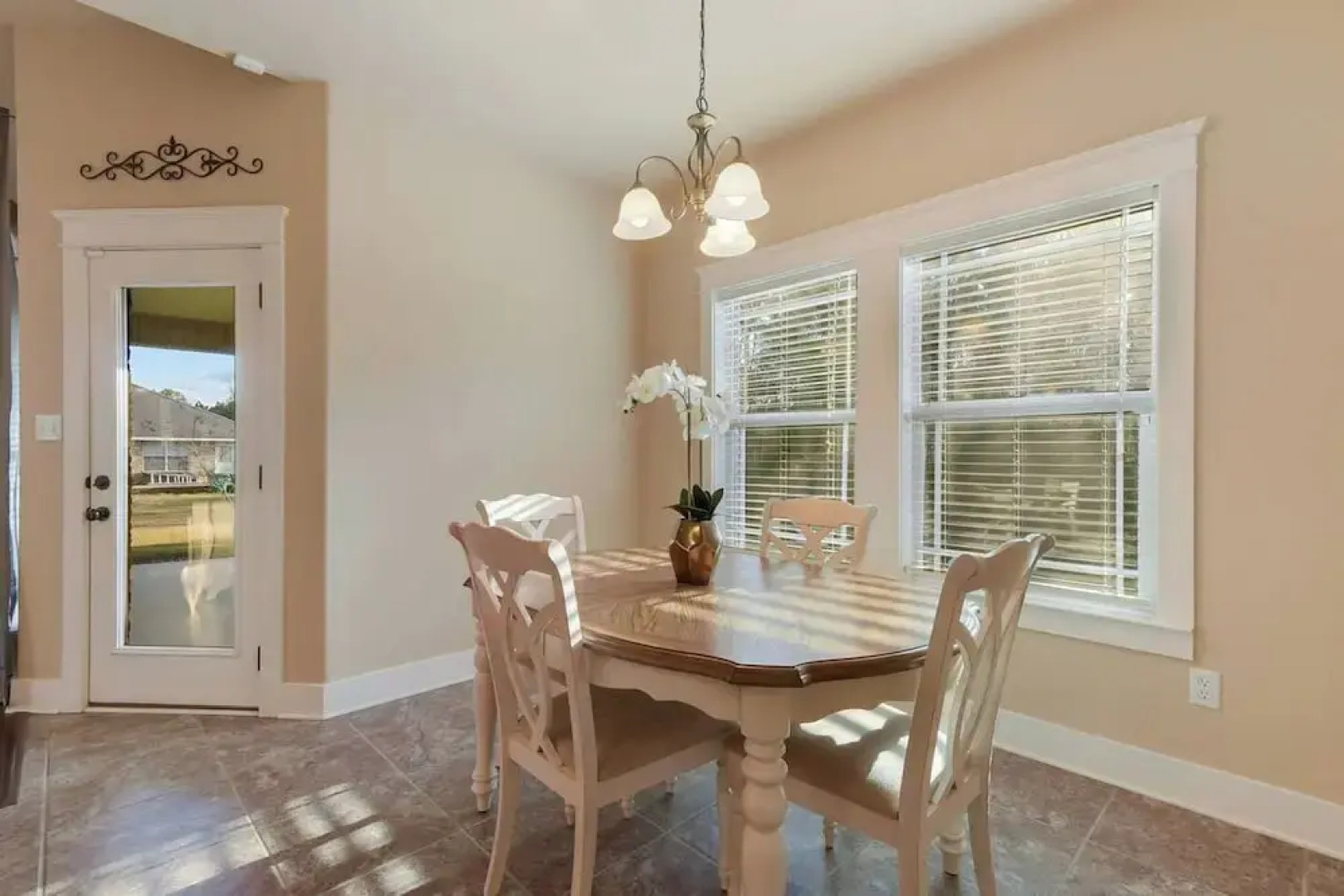 Spacious 3BR Condo in Ocean Springs