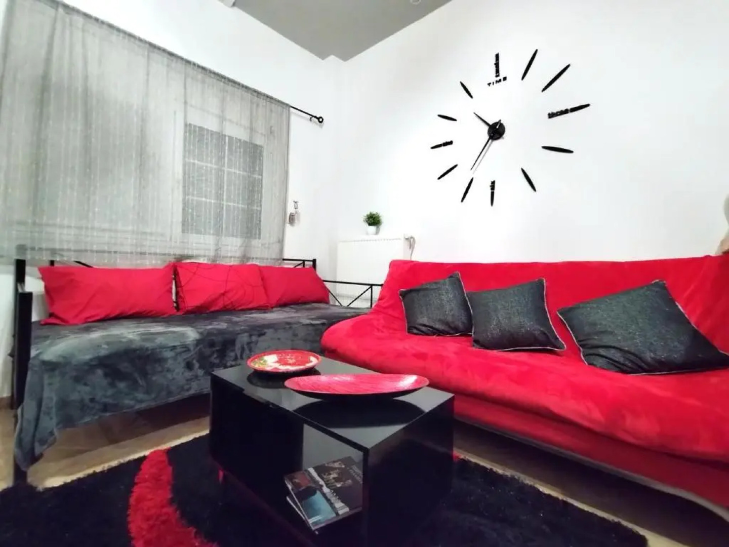 Luxury seafront house nearby Delphi