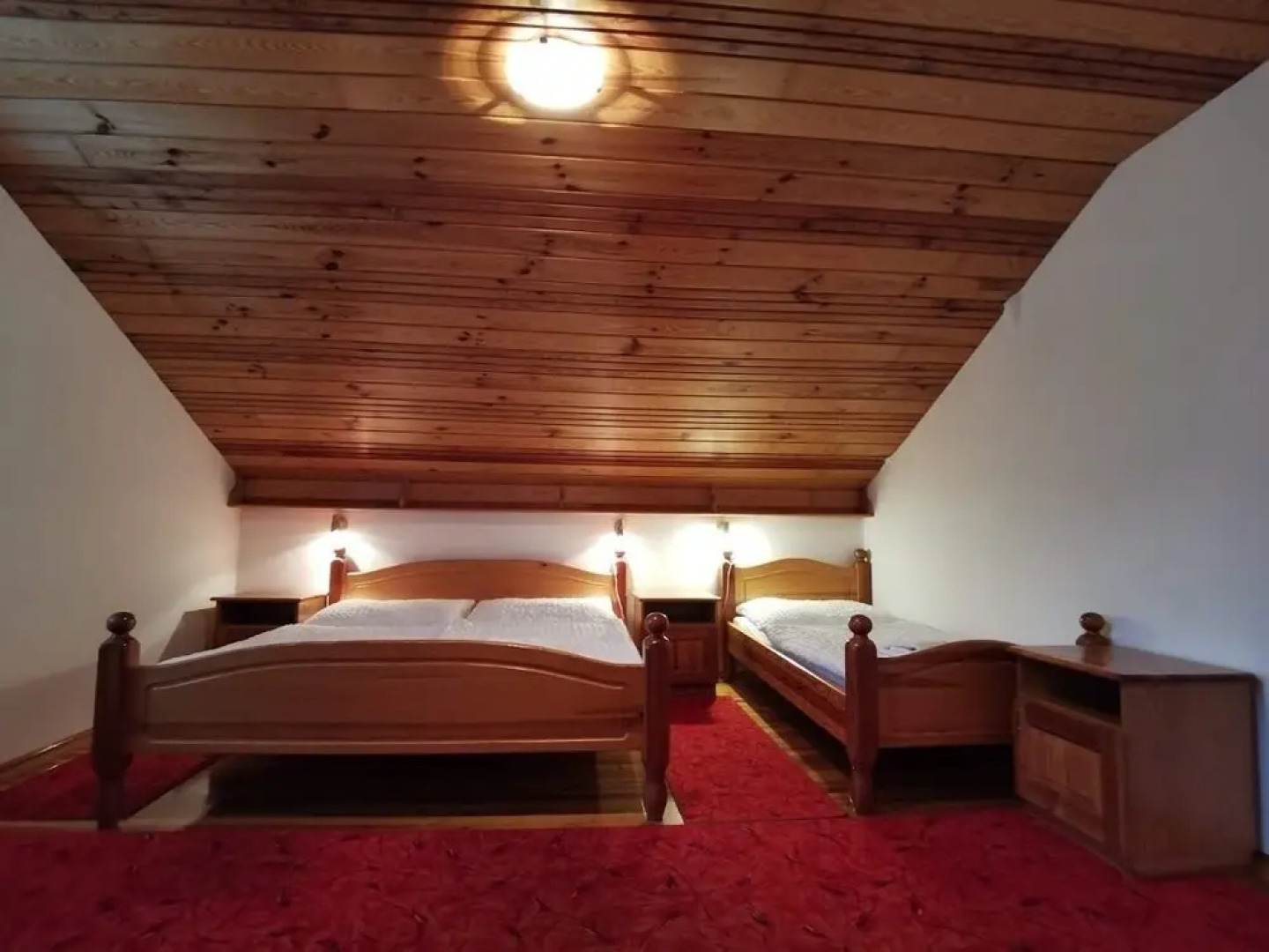 Rooms and Apartments Panker