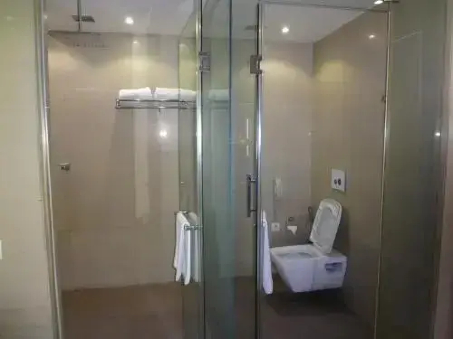 Ymca International Centre Hotel