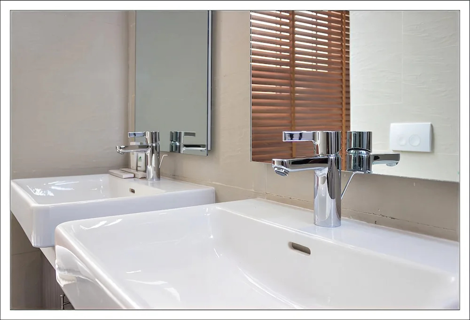 Amara Suites Landmark Towers