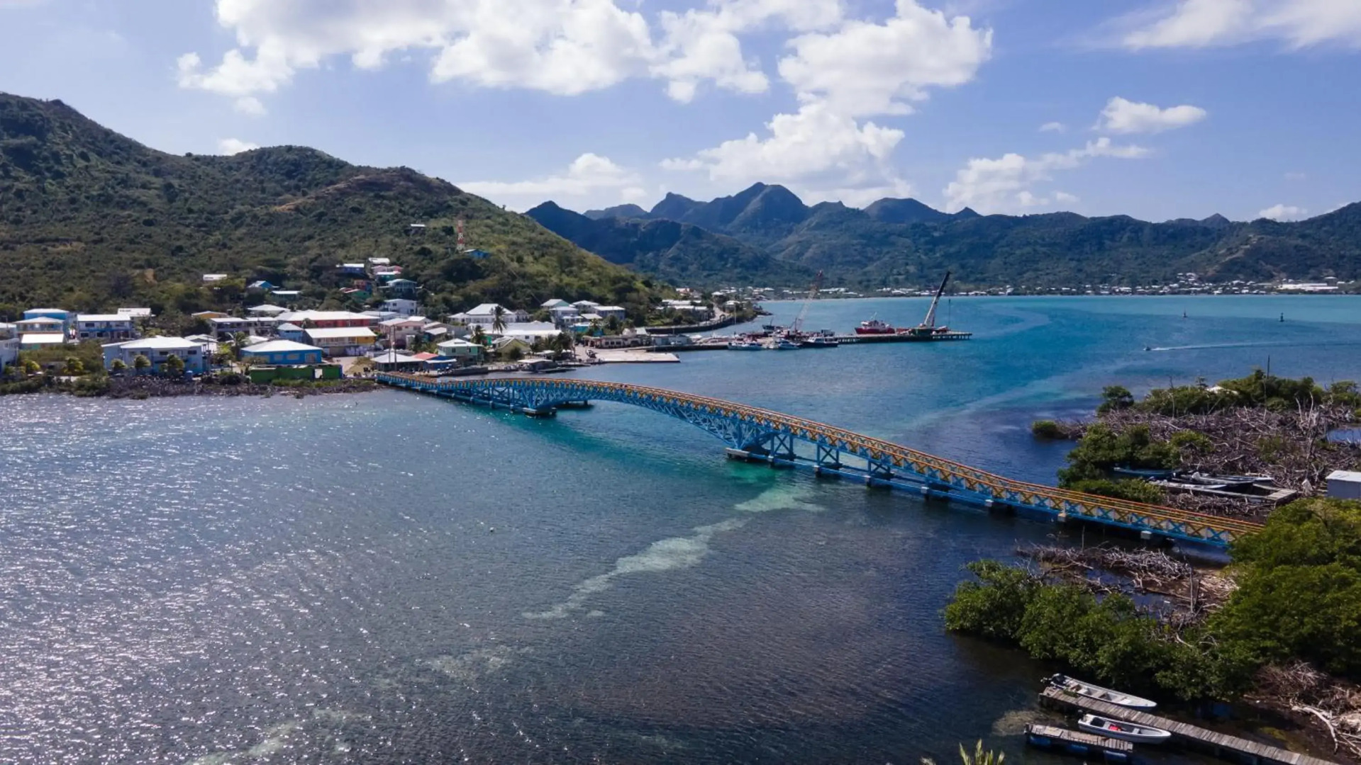 South West Bay Cabañas