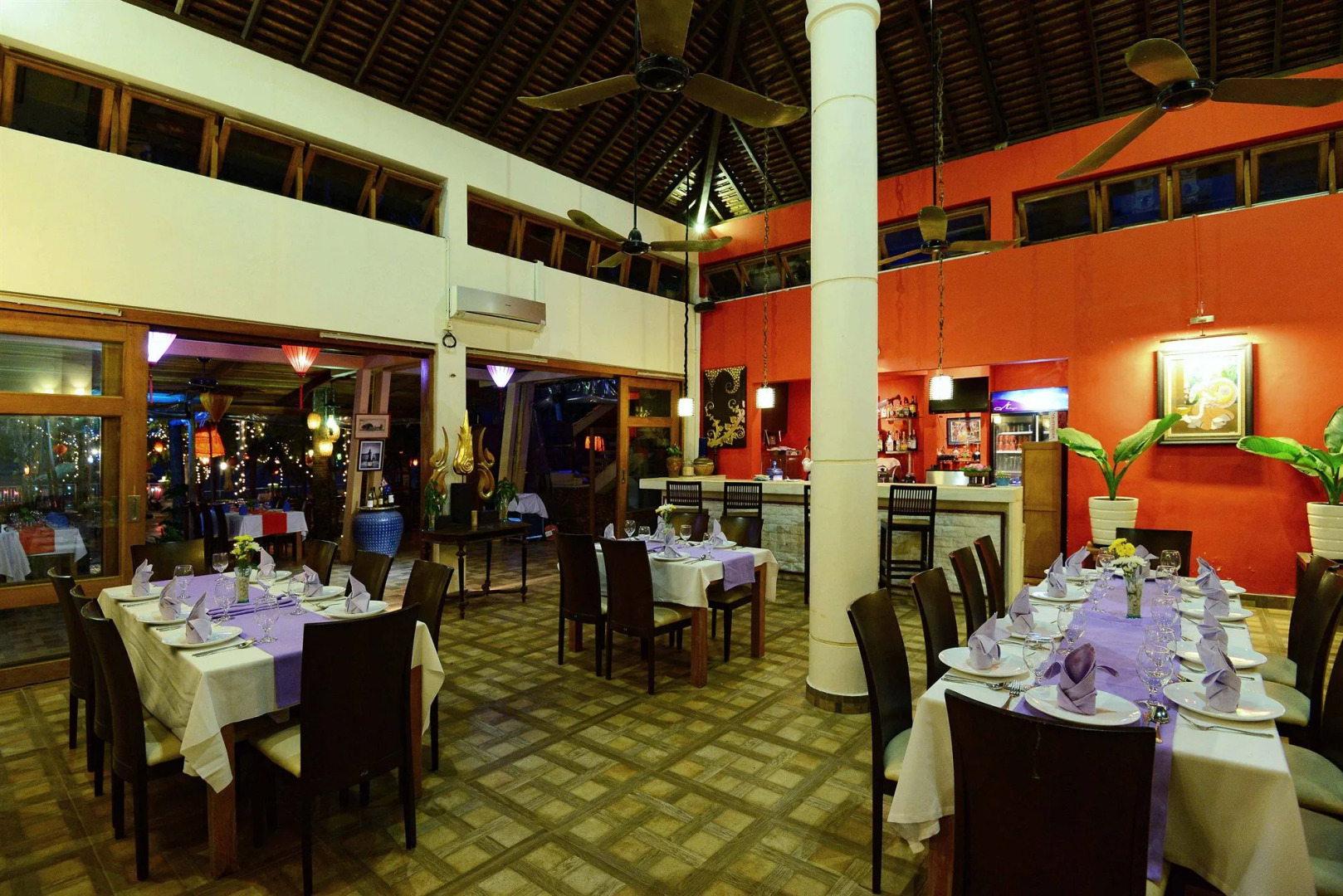 Nataya Roundhouse Coral Bay Resort and Spa