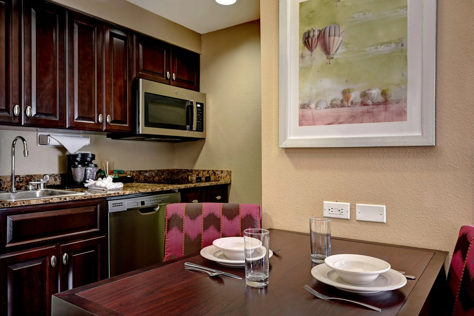 Homewood Suites by Hilton Albuquerque Airport