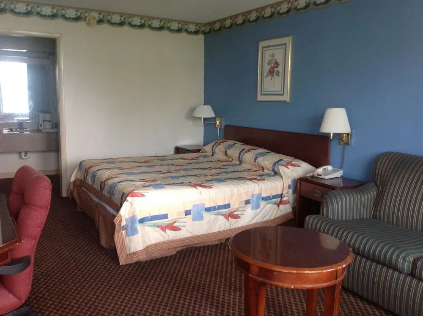 Super Inn & Suites by OYO Milledgeville