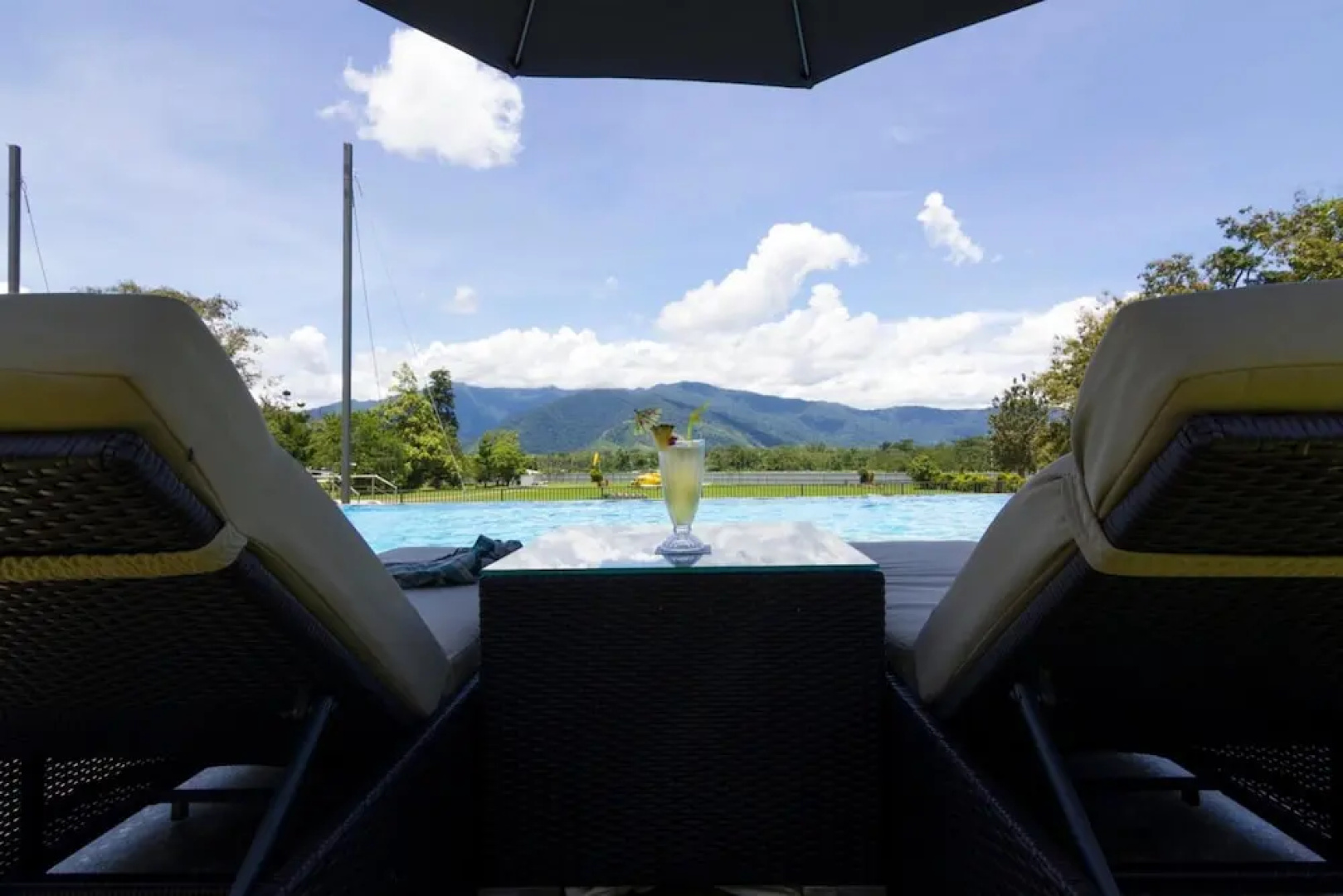 Crossroads Hotel Lae