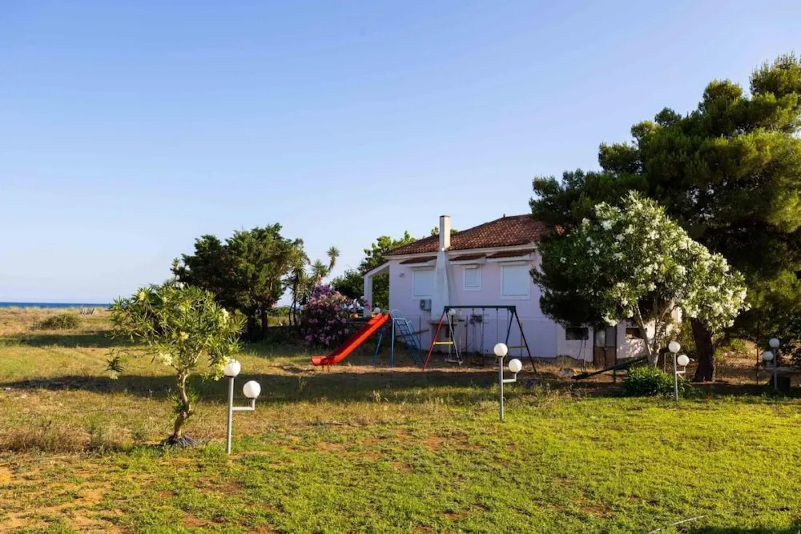 Seaside Retreat for Families and Pets