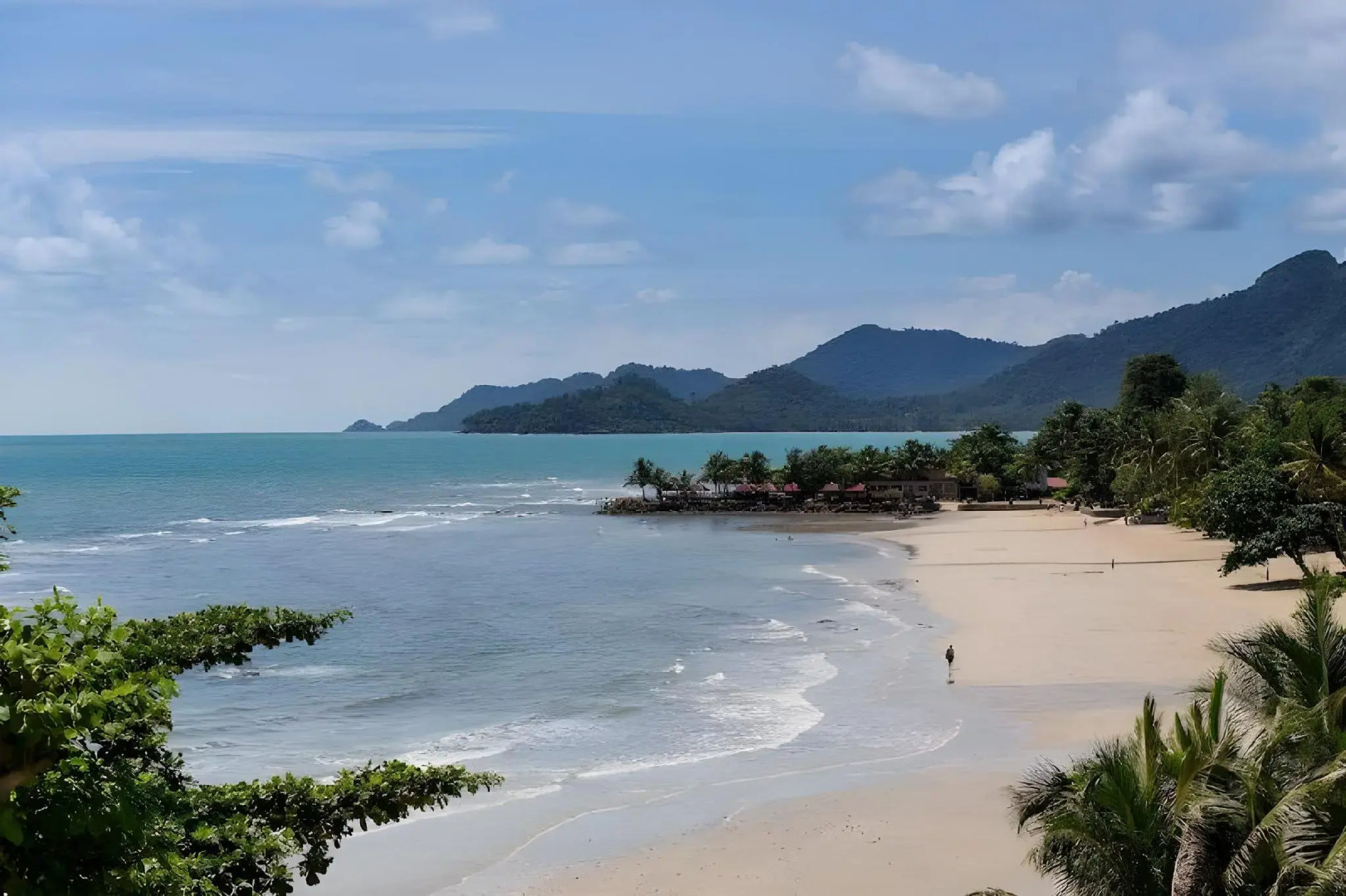 Mam Kai Bae Beach Resort