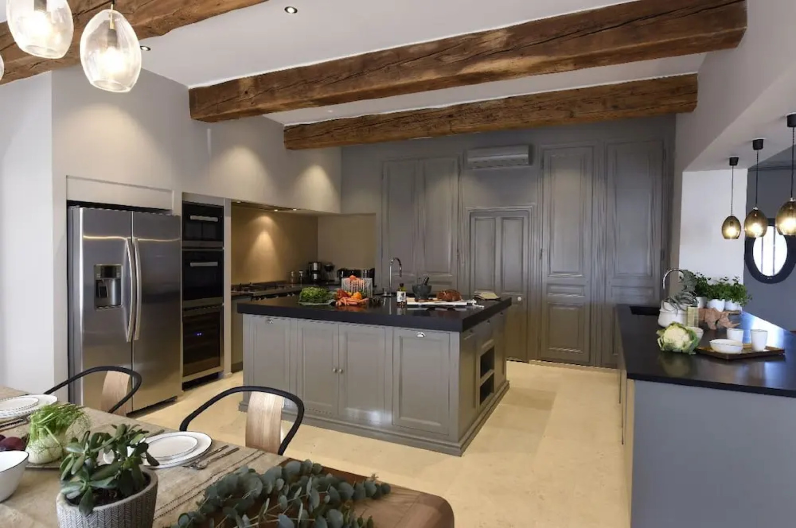 Villas Du Luberon - Mas Les Blondes