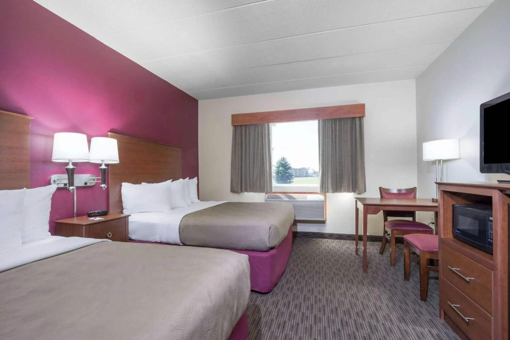 AmericInn by Wyndham Baldwin