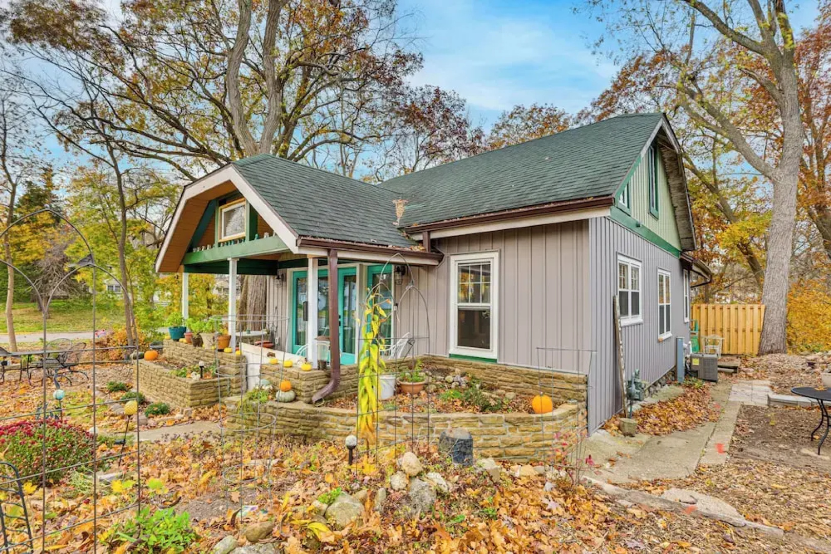 Walk to Downtown: Eclectic Wisconsin Dells Home