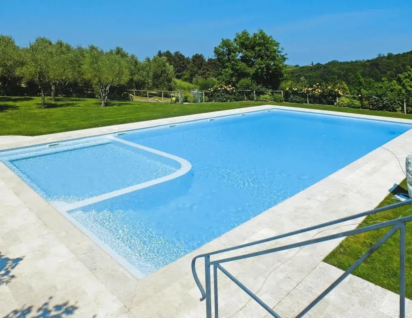Apartment in Tuscany With Pool & Golf Access