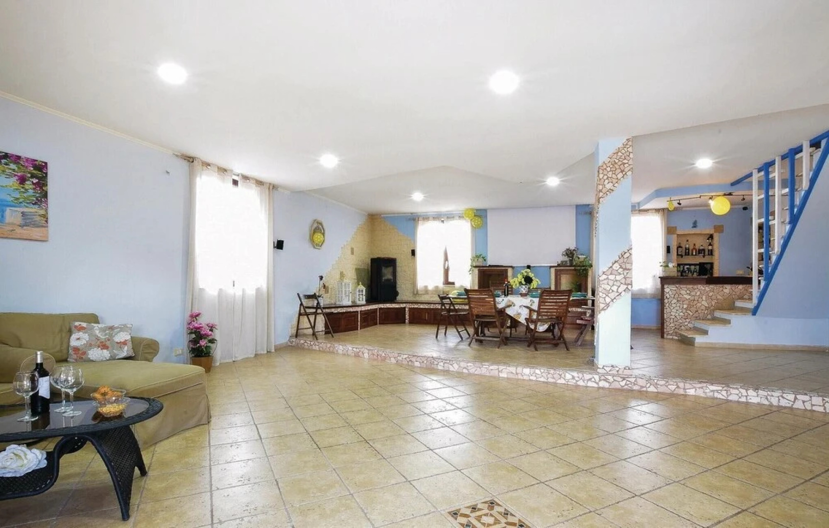 Nice Home in Torre di Pescopaganoce With 5 Bedrooms, Wifi and Outdoor Swimming Pool