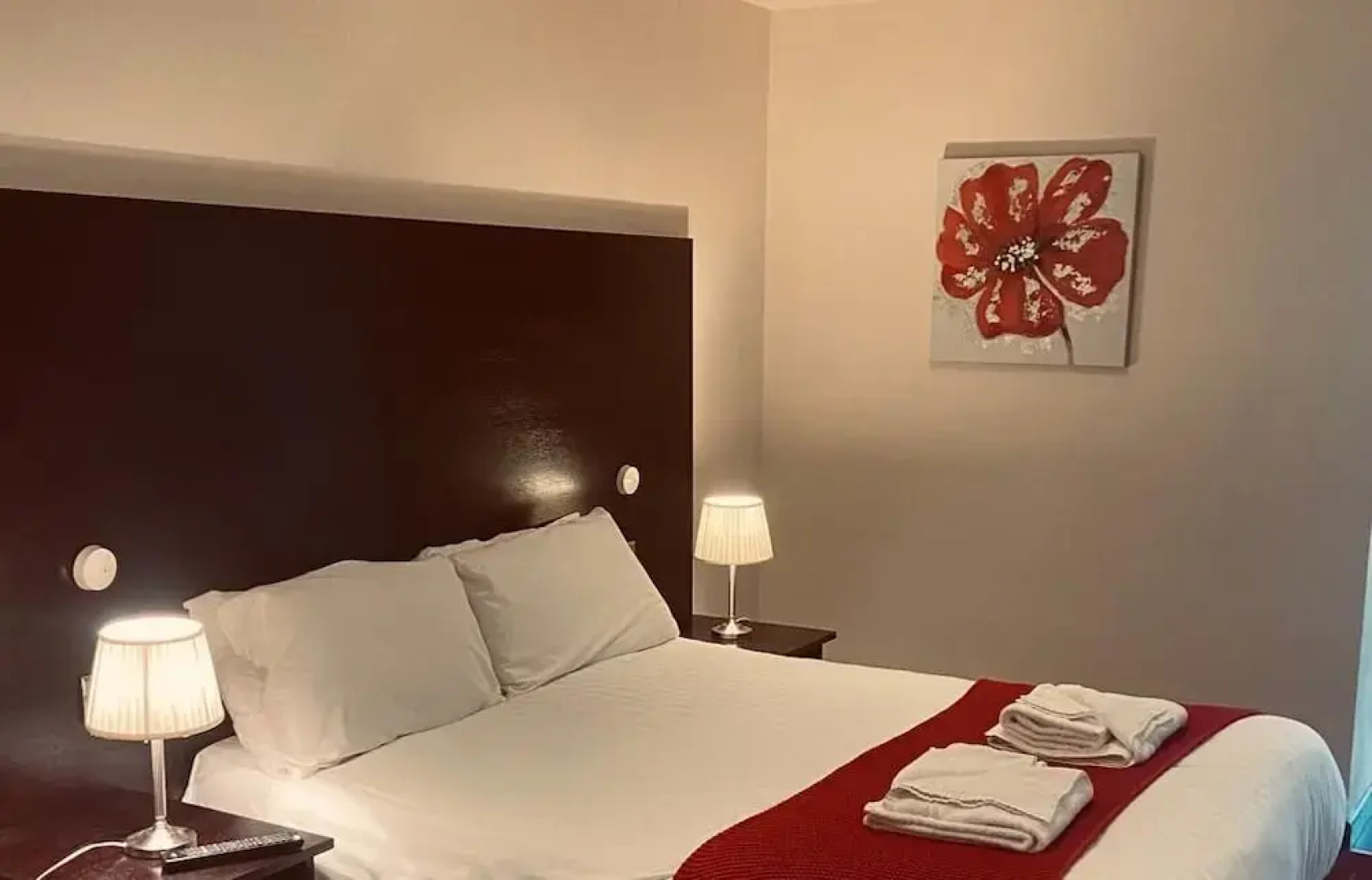 The Red Admiral Hotel