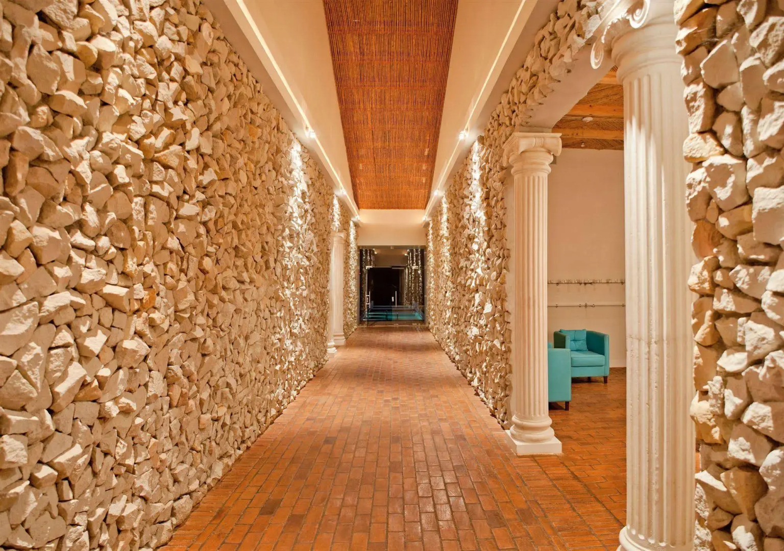 Asclepios Wellness & Healing Retreat