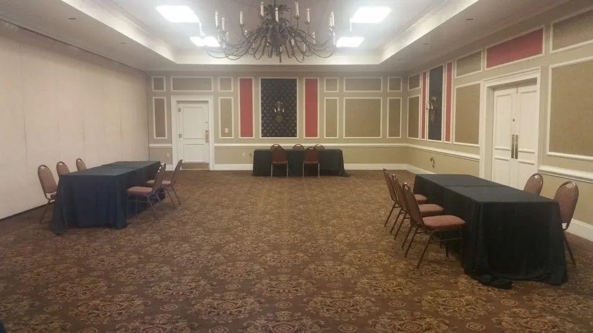 Clarion Hotel Downtown