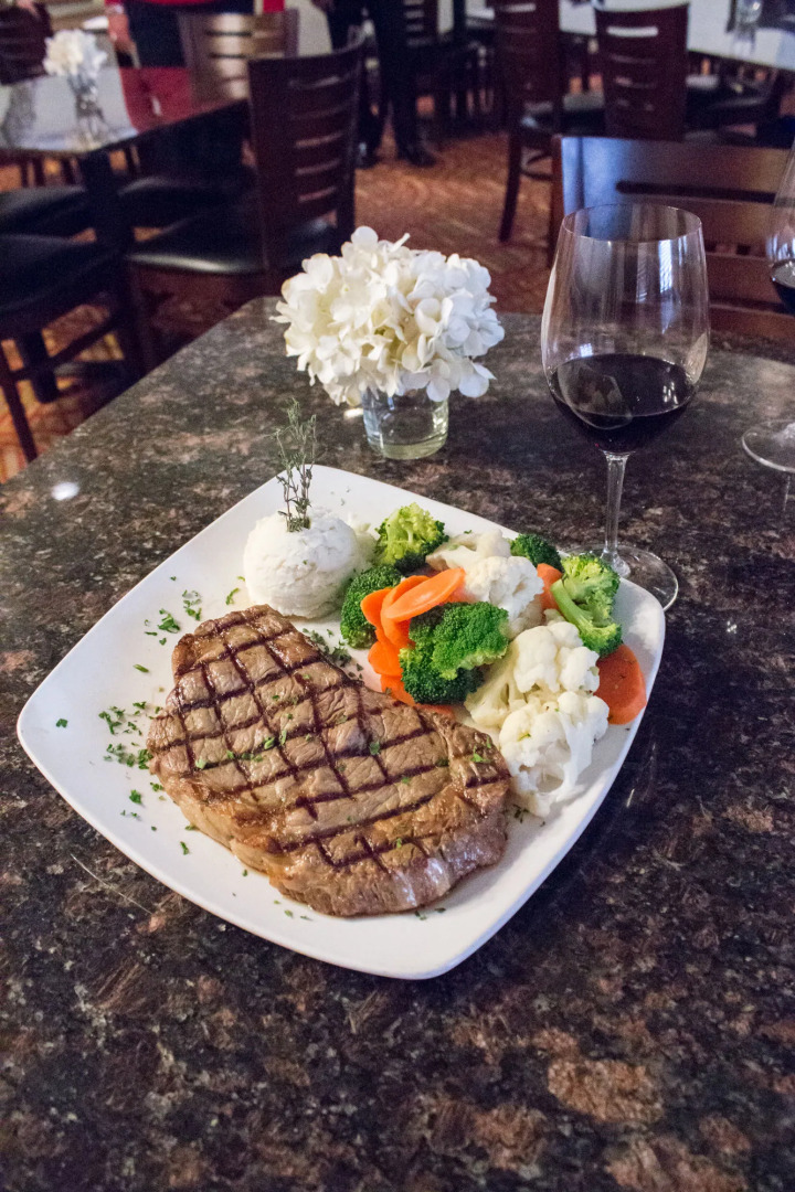 Grand Williston Hotel & Conference Center