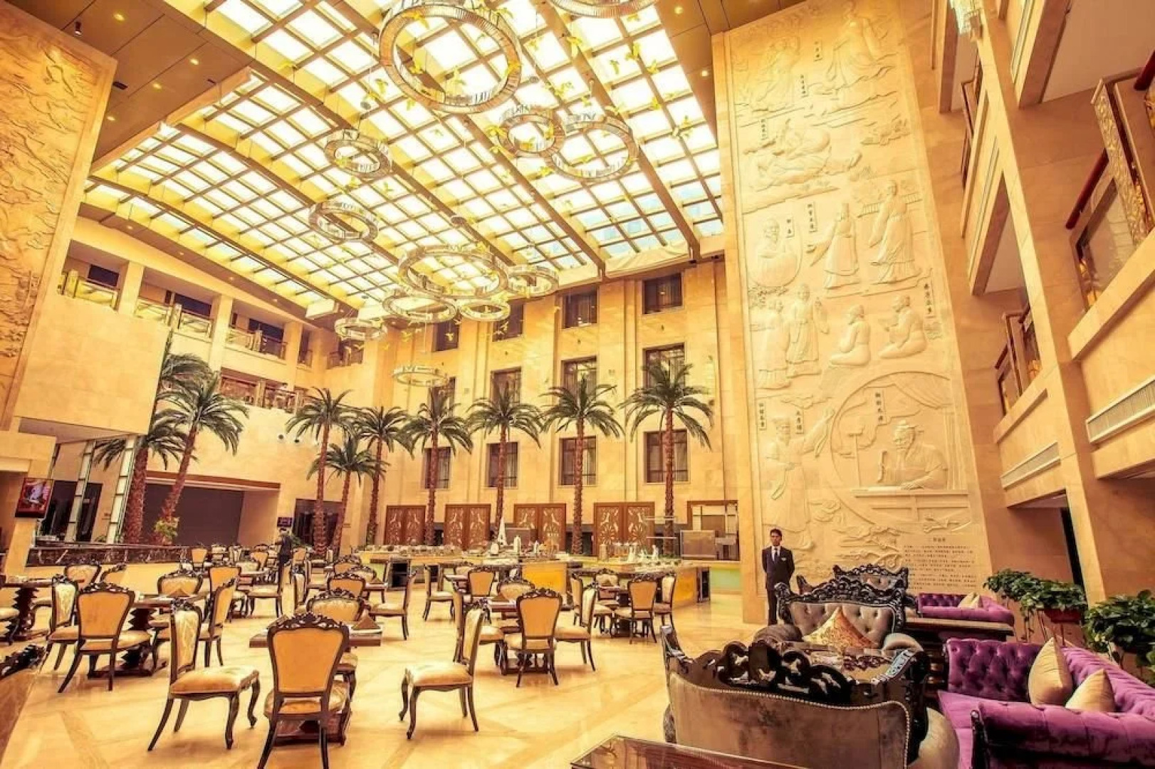 Huangjingang Holiday Hotel