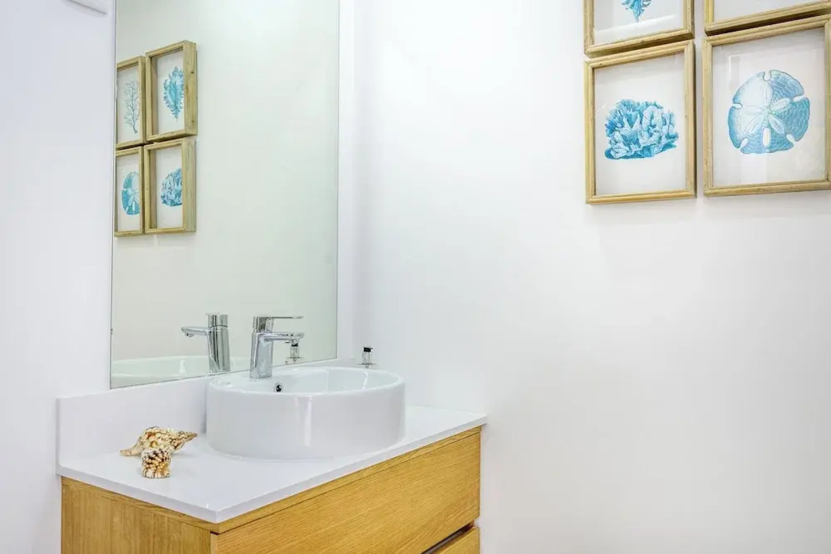 Beachside Getaway Near Paço De Arcos Train Station