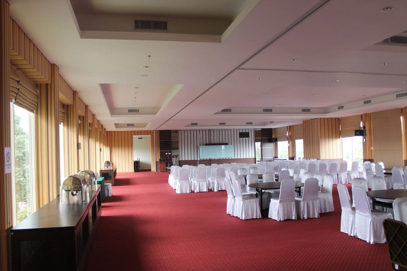 Laras Asri Resort and SPA