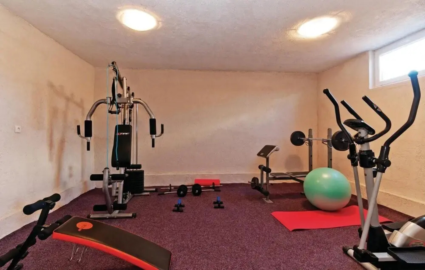 Beautiful Home in Gorica With Wifi and 4 Bedrooms