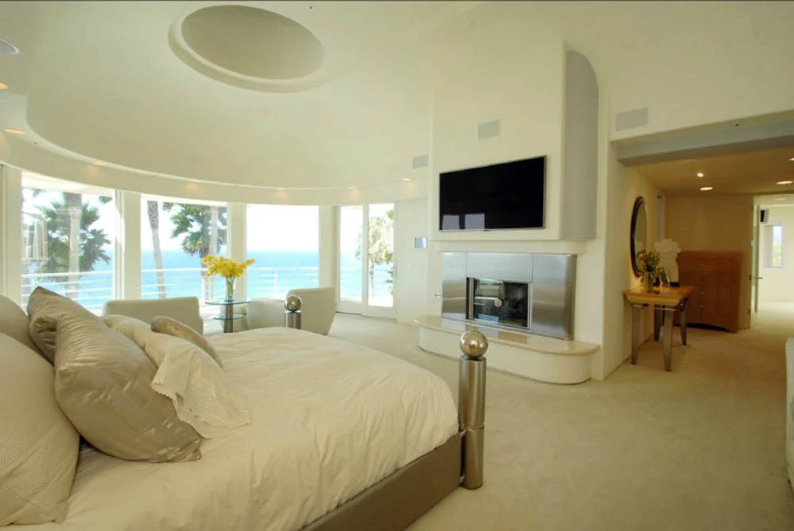Malibu Spectacular Ocean View Mansion