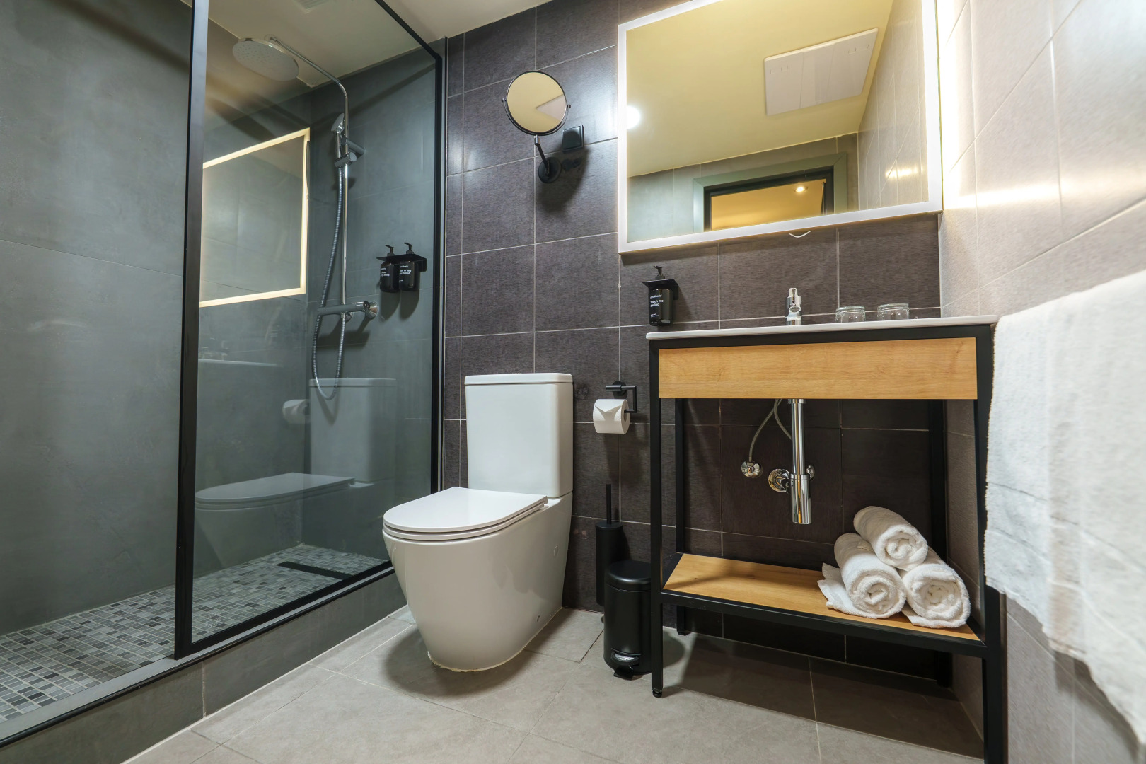 The Honest Budapest by Chic & Basic