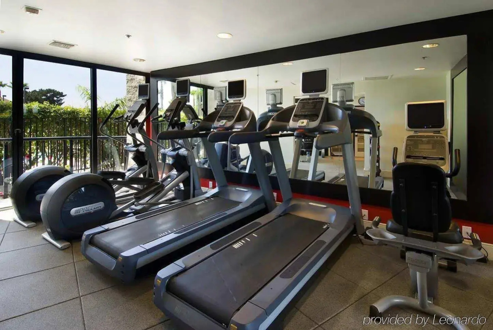 Hilton San Diego Airport/Harbor Island