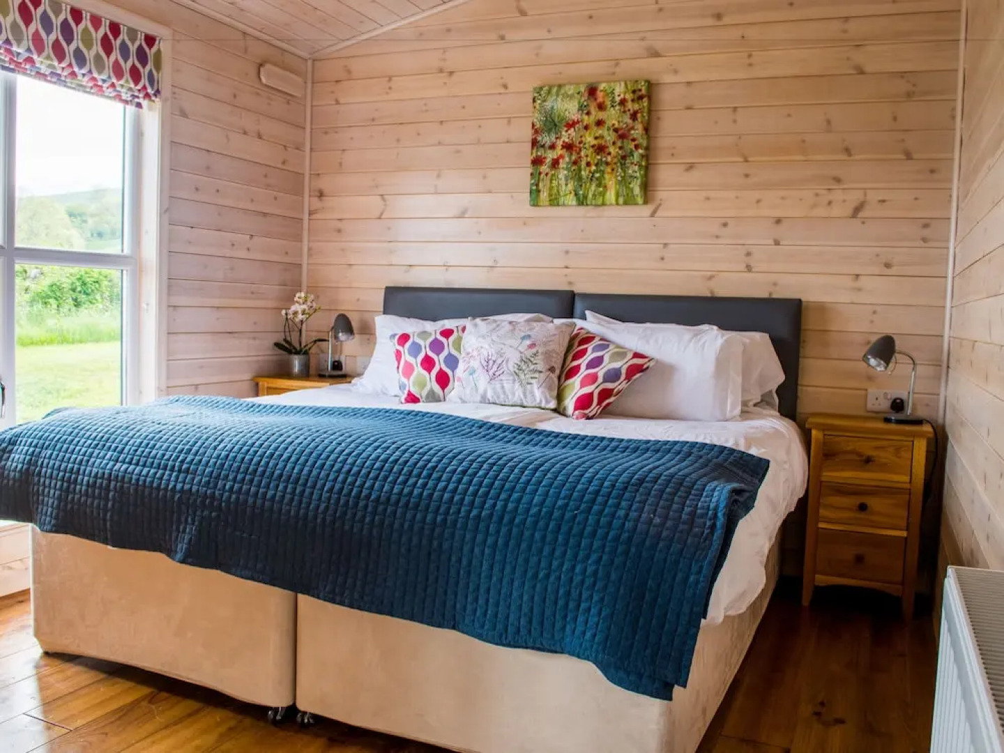 Moonrise Lodge - Swallow Lodge