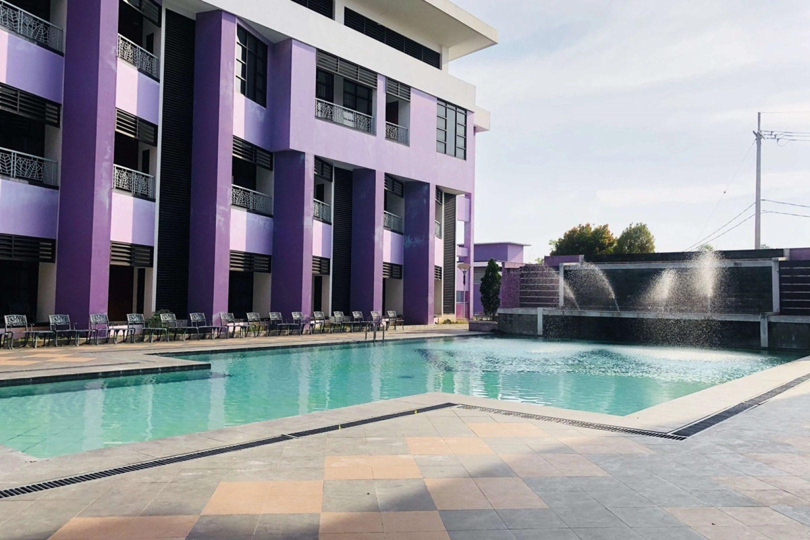 Kyriad Sadurengas Hotel