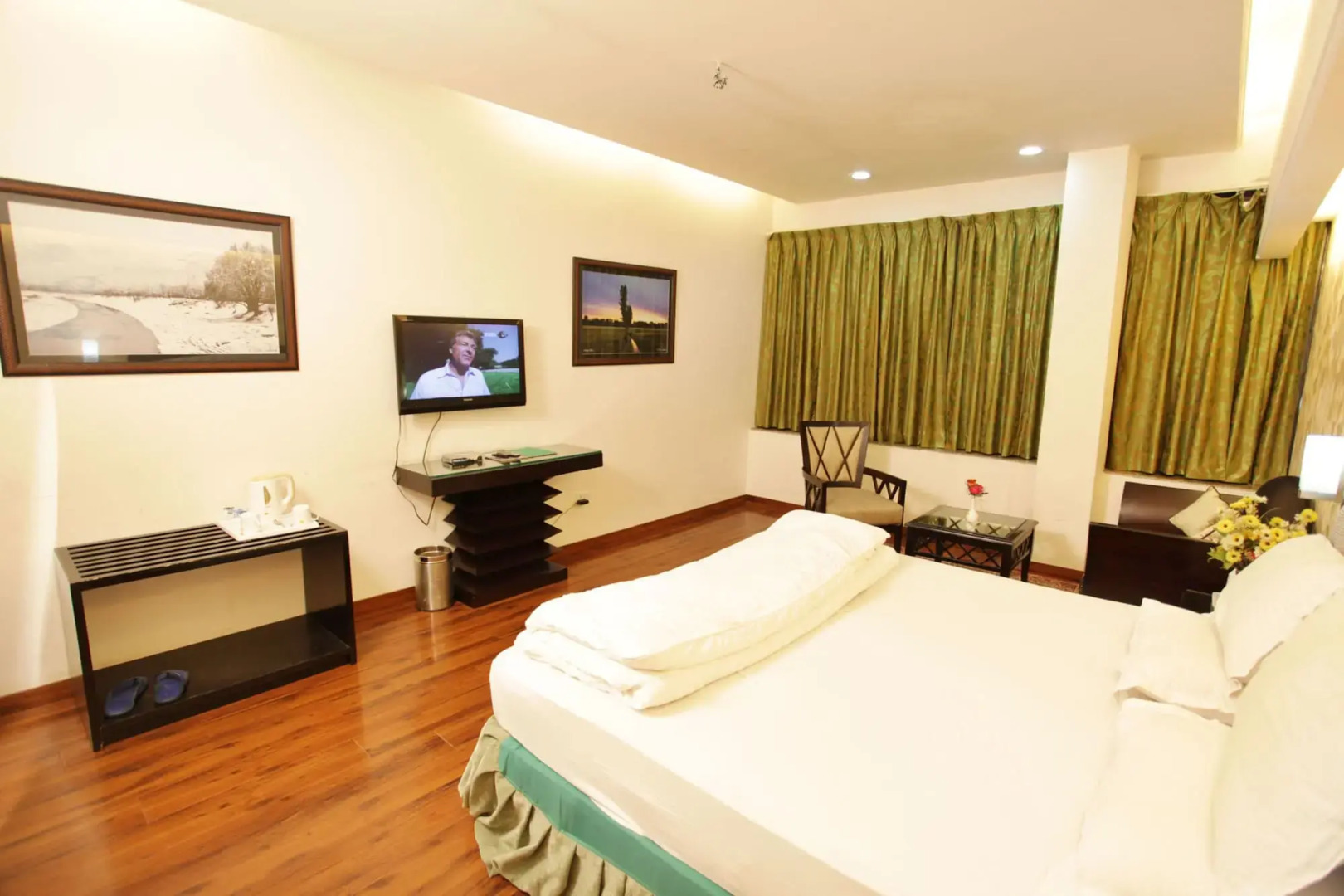 Hotel Grand Mumtaz Towers