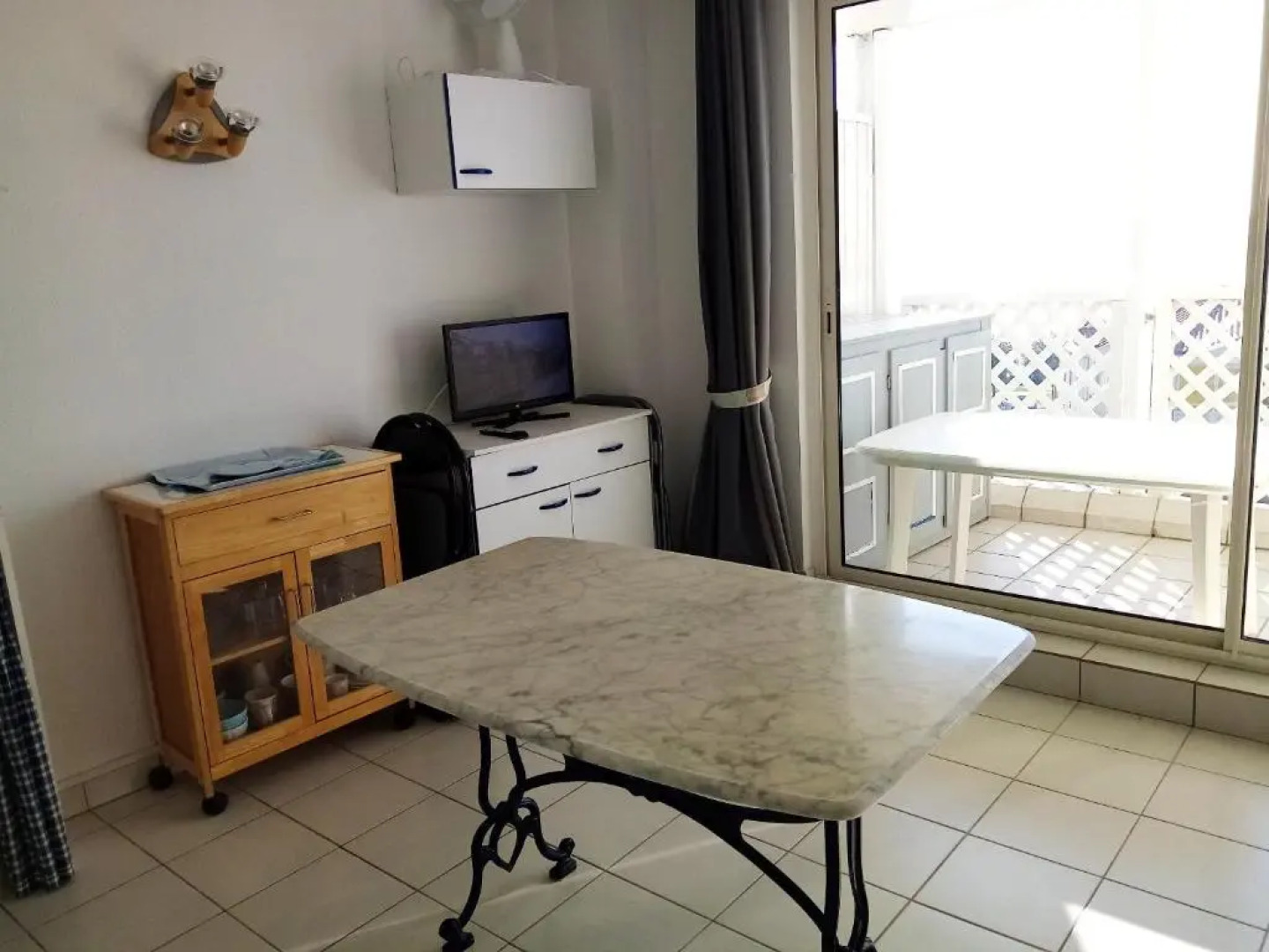 Appartement d'une chambre a Fouras a 50 m de la plage avec vue sur la mer piscine partagee et jardin amenage