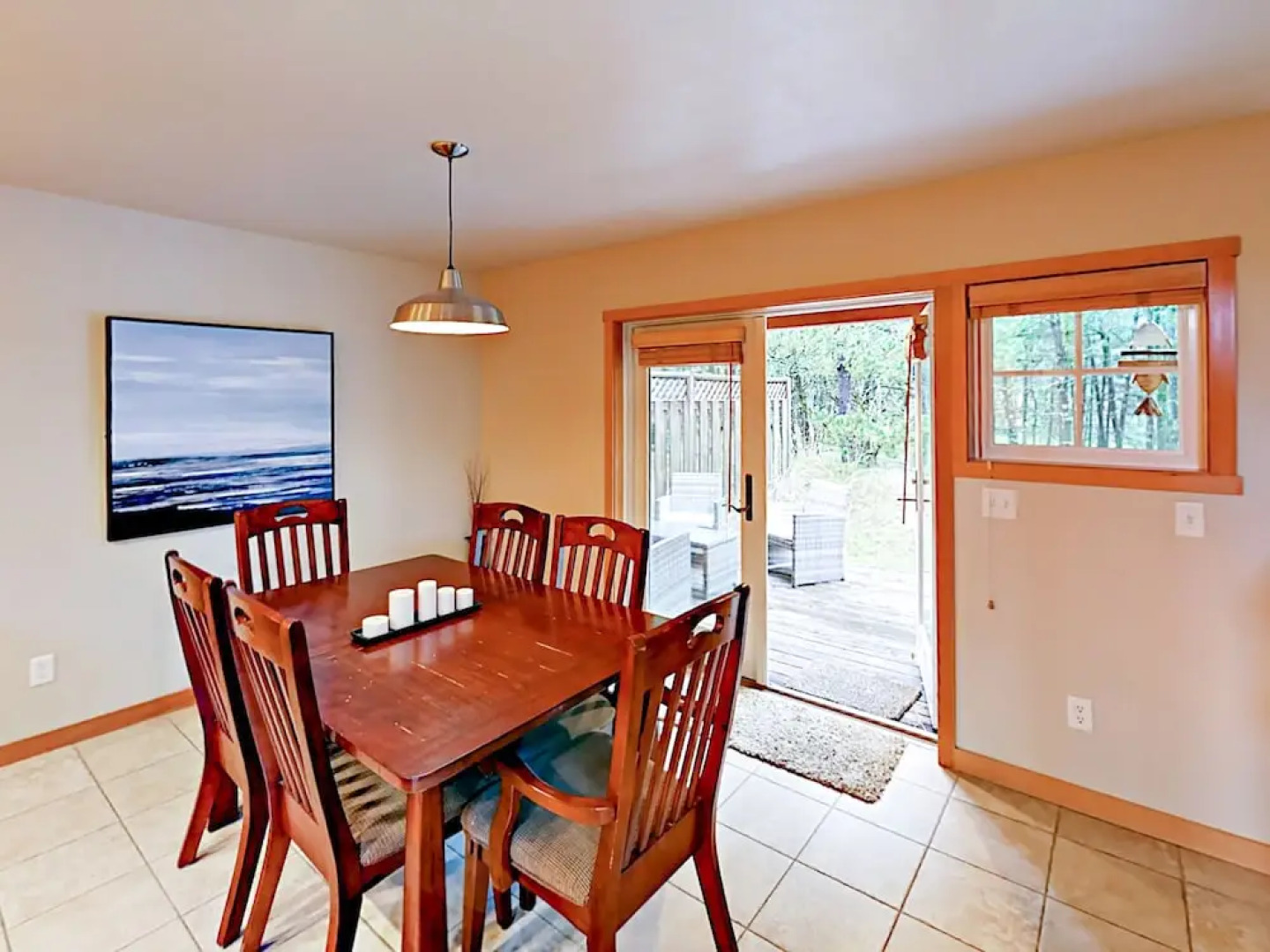 Coastal Retreat 3 Bedrooms 2 Bathrooms Home