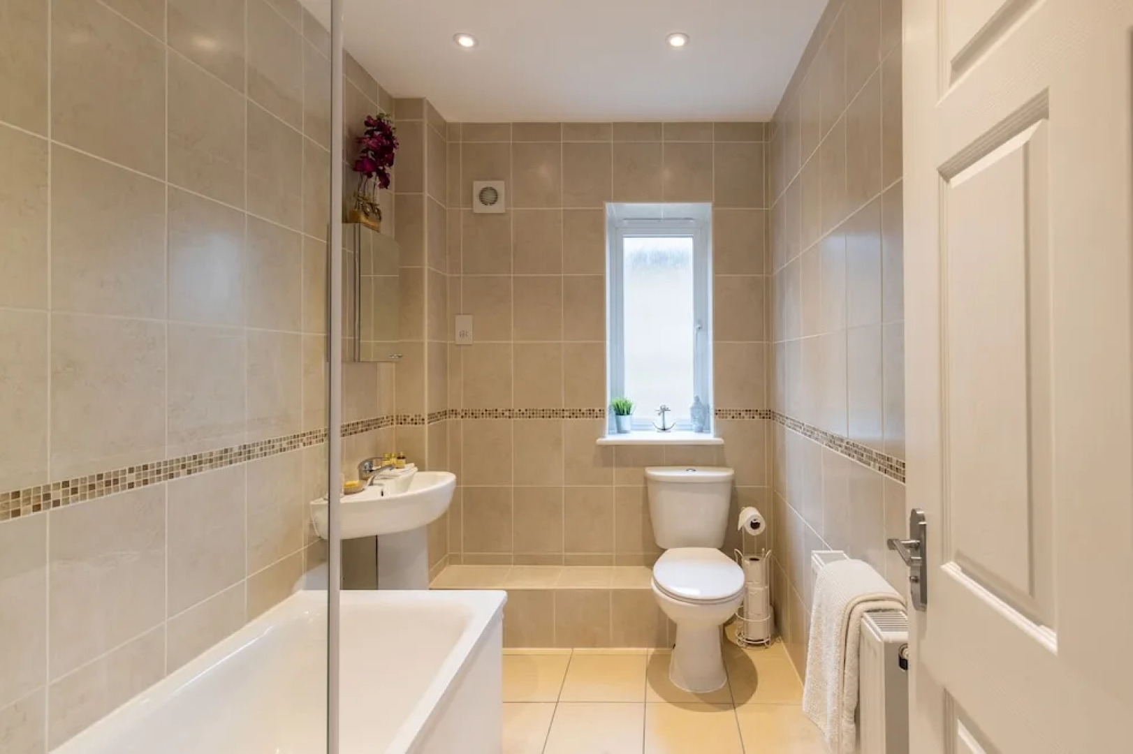 Velvet 2-bedroom Apartment Brewery Road